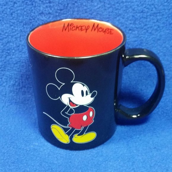 Disney Mickey Mouse Mug Black and Red Coffee Mug Iconic Mickey Pre-owned No Box - Picture 2 of 10